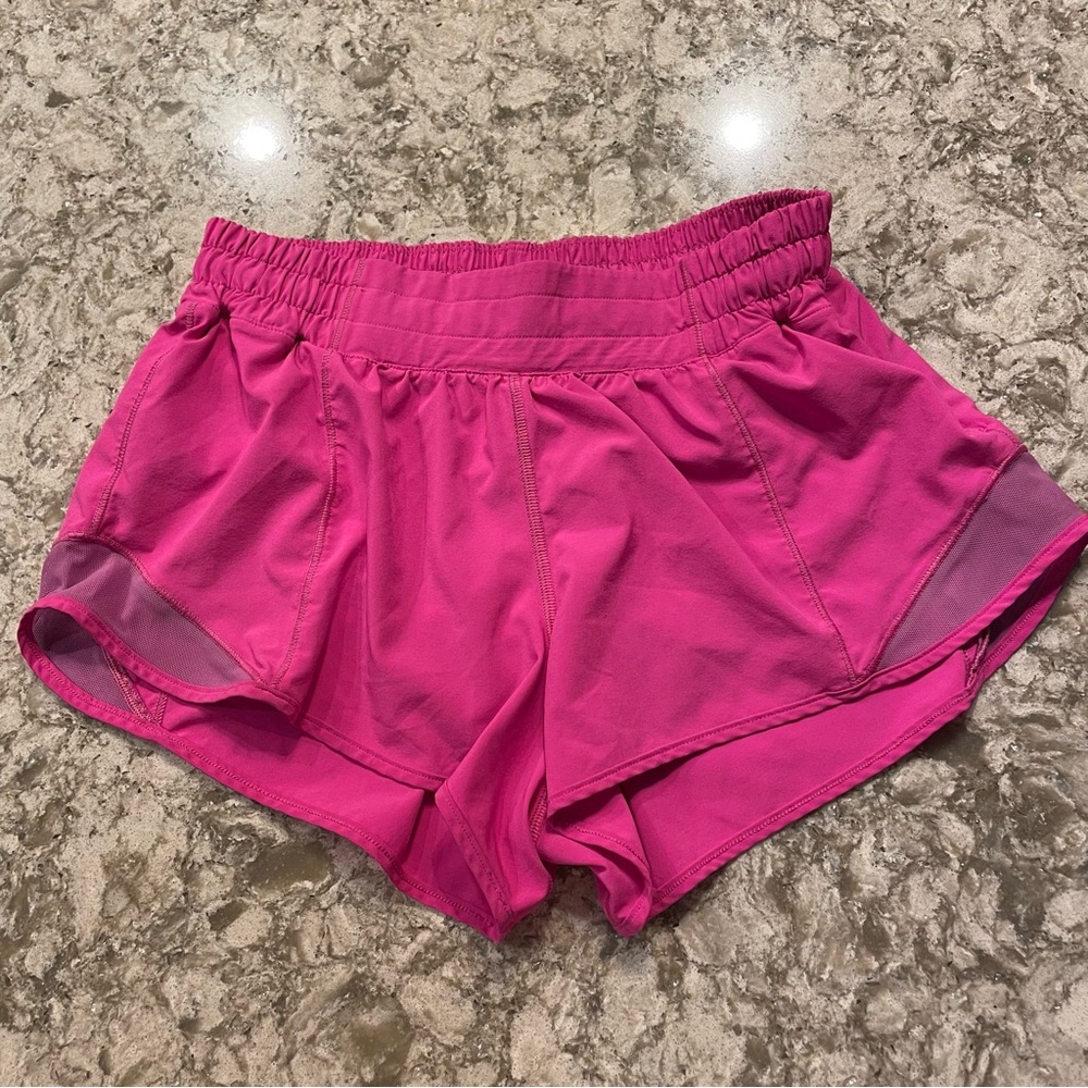 Lululemon Hotty Hot Short
